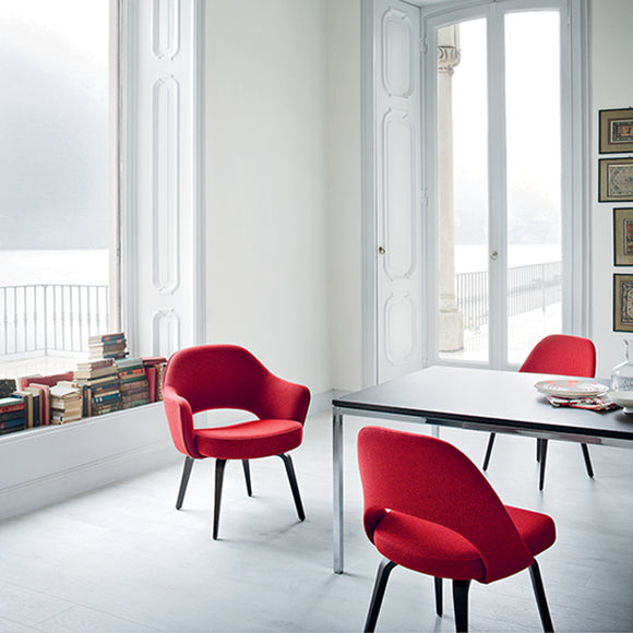 Saarinen Executive Arm Chair with Wooden Legs