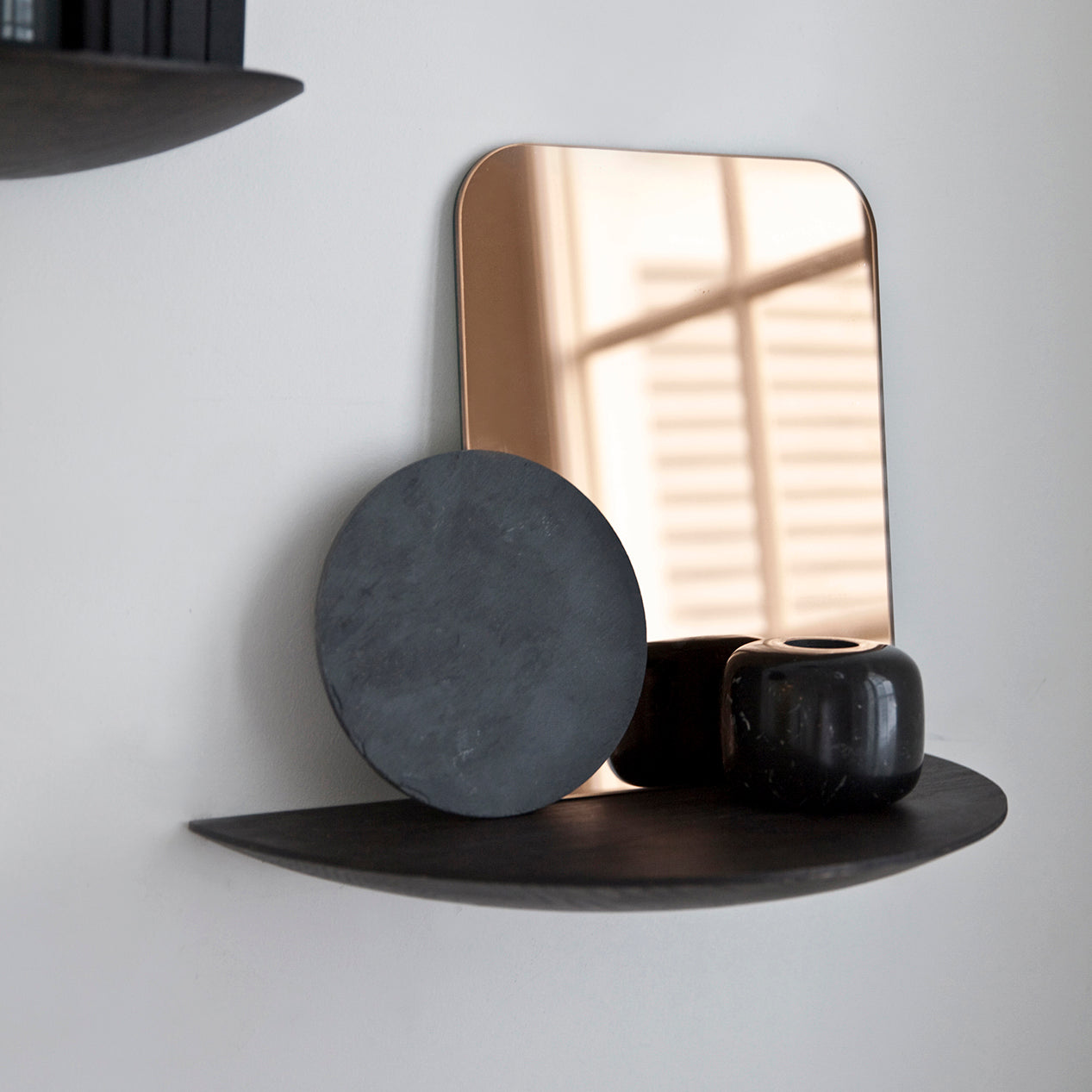 MENU Gridy Fungi Shelf 半円形 L Gridy Fungi Shelves