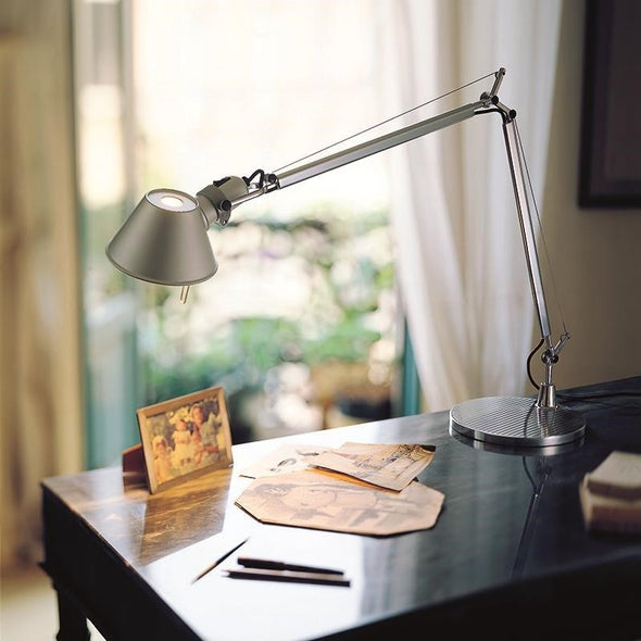 ontvangen Gebruikelijk Waarneembaar Artemide Tolomeo Mini Table Lamp - 2Modern