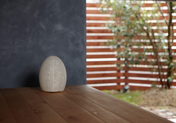 Paper Moon 01 Egg