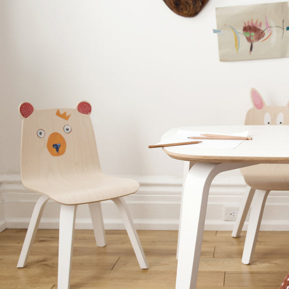 Oeuf table and hot sale chairs