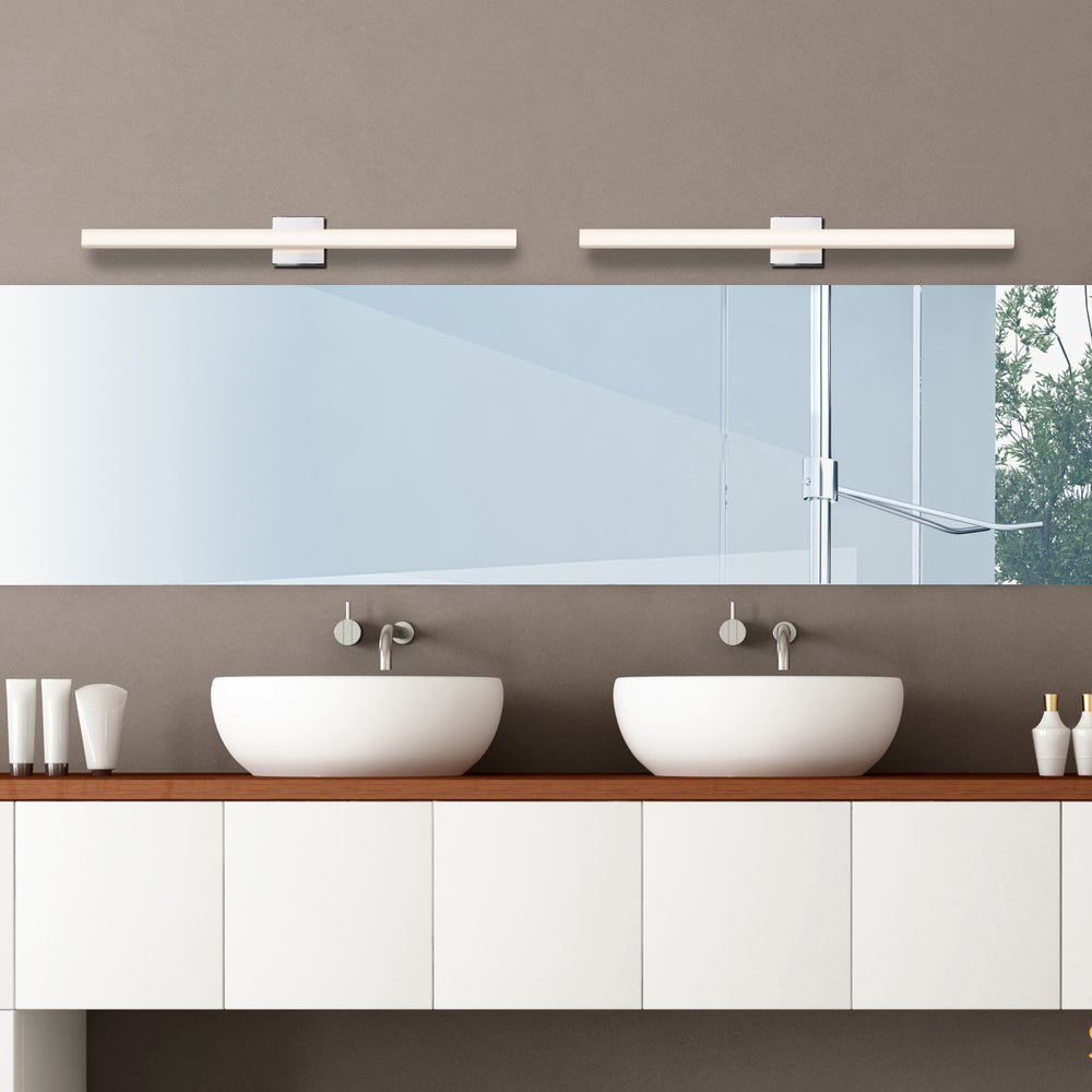 Sq-bar Bathroom Vanity Light