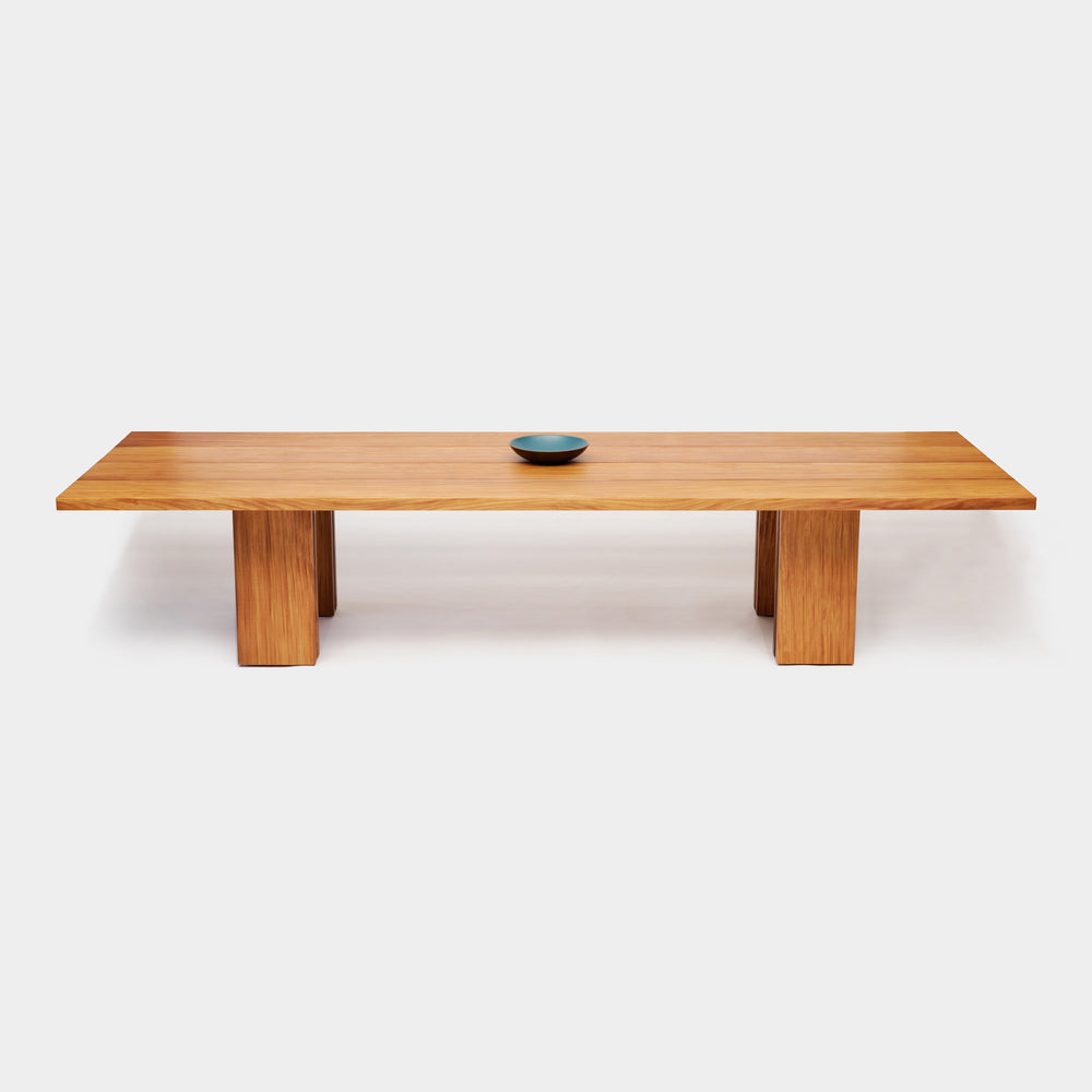 Occidental Table
