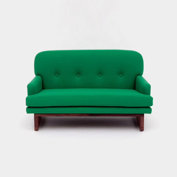Melinda Settee