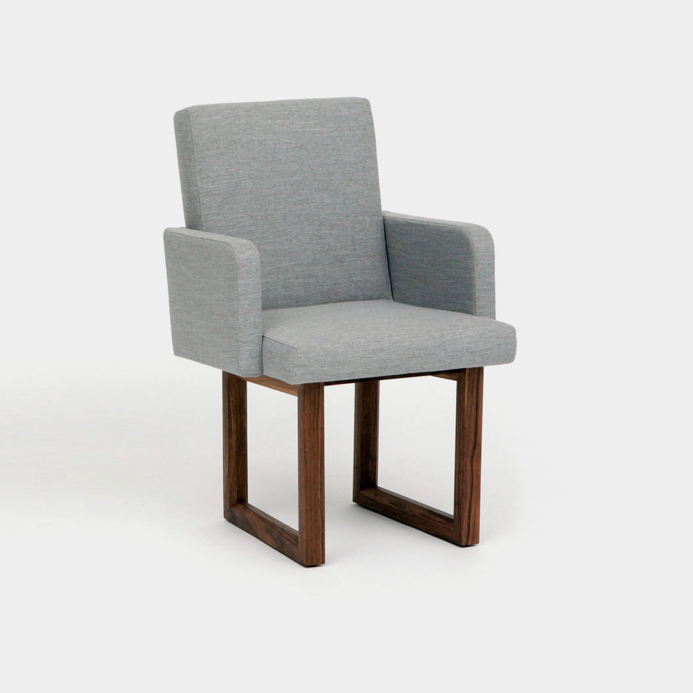 C2 Armchair