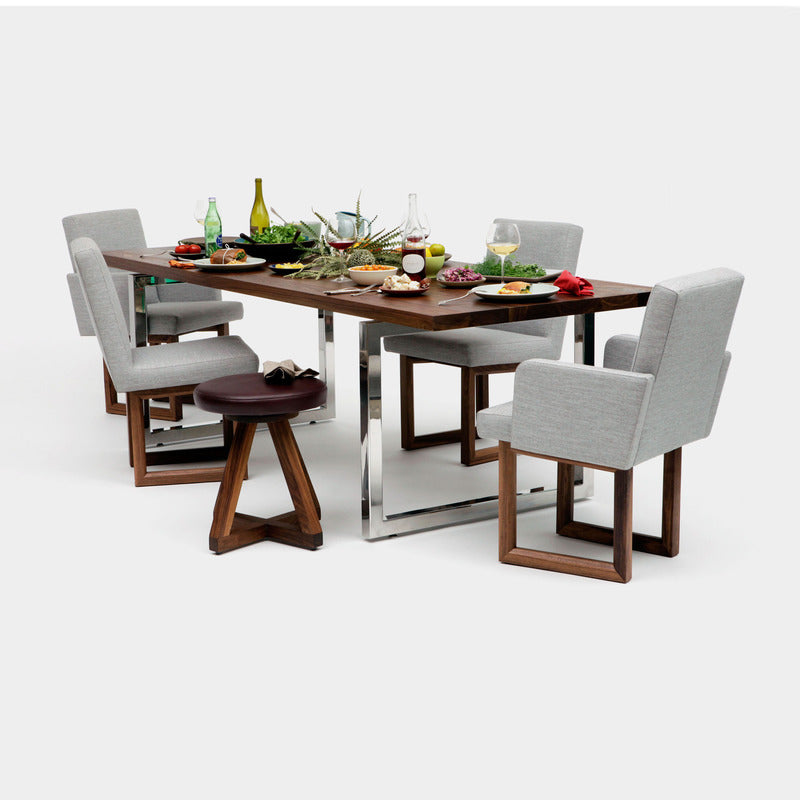 C2 Armchair