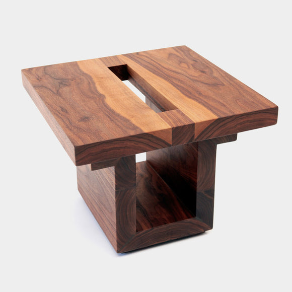 SQ18 End Table