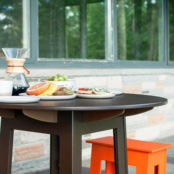 Fresh Air Round Outdoor Dining Table