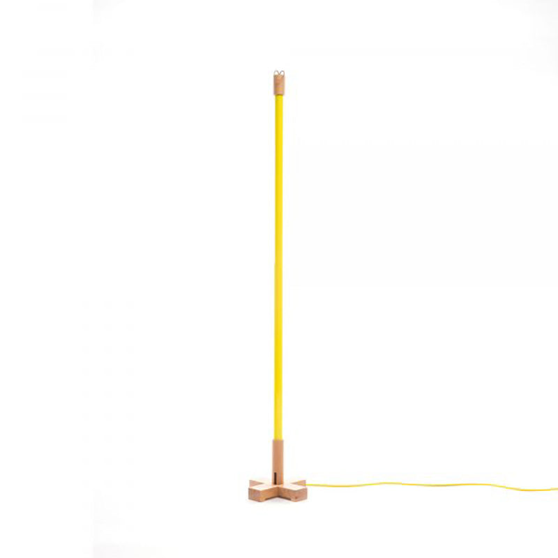 Linea Lamp