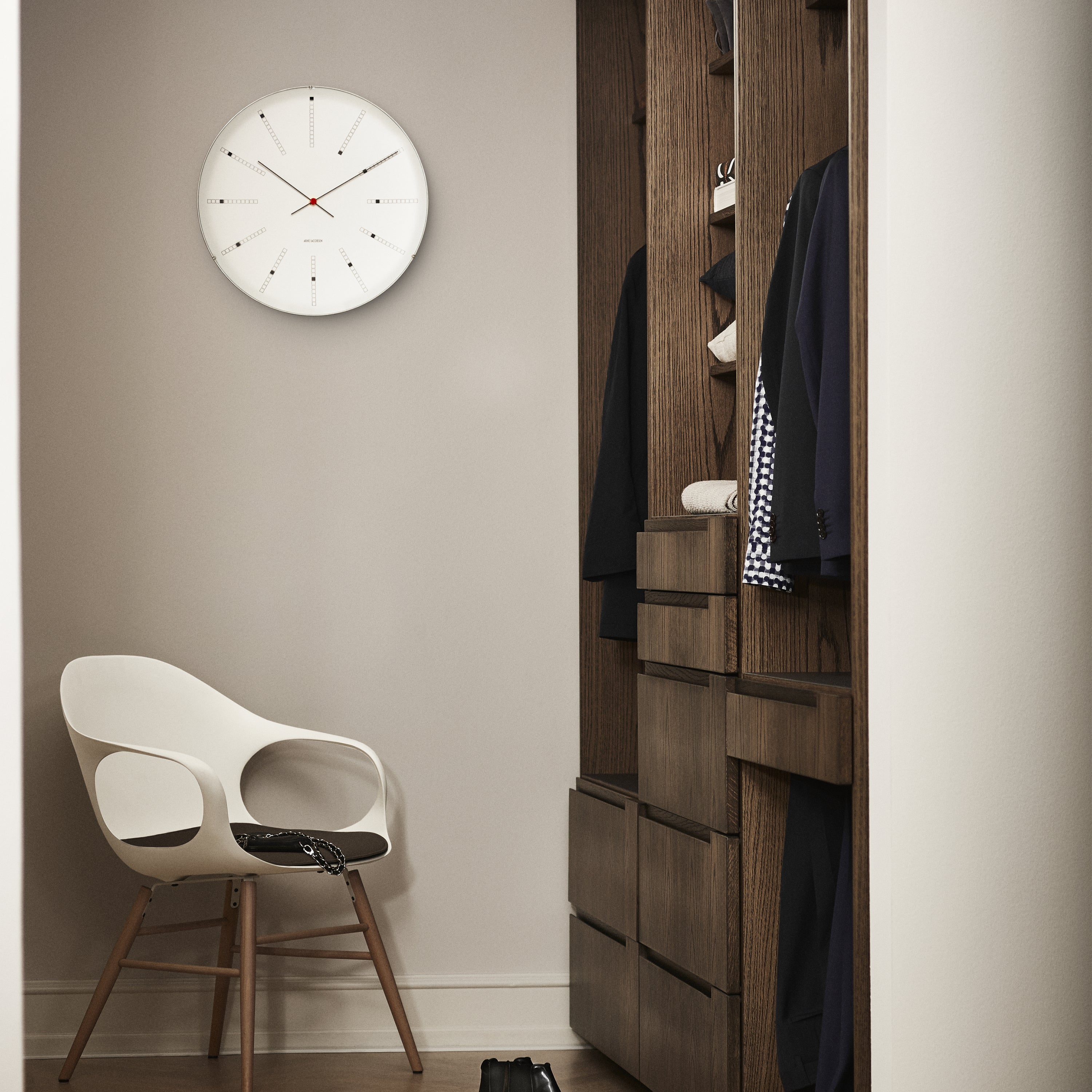 Arne Jacobsen Clocks Bankers Wall Clock - 2Modern