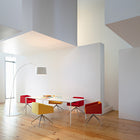 Nuur Desk Table