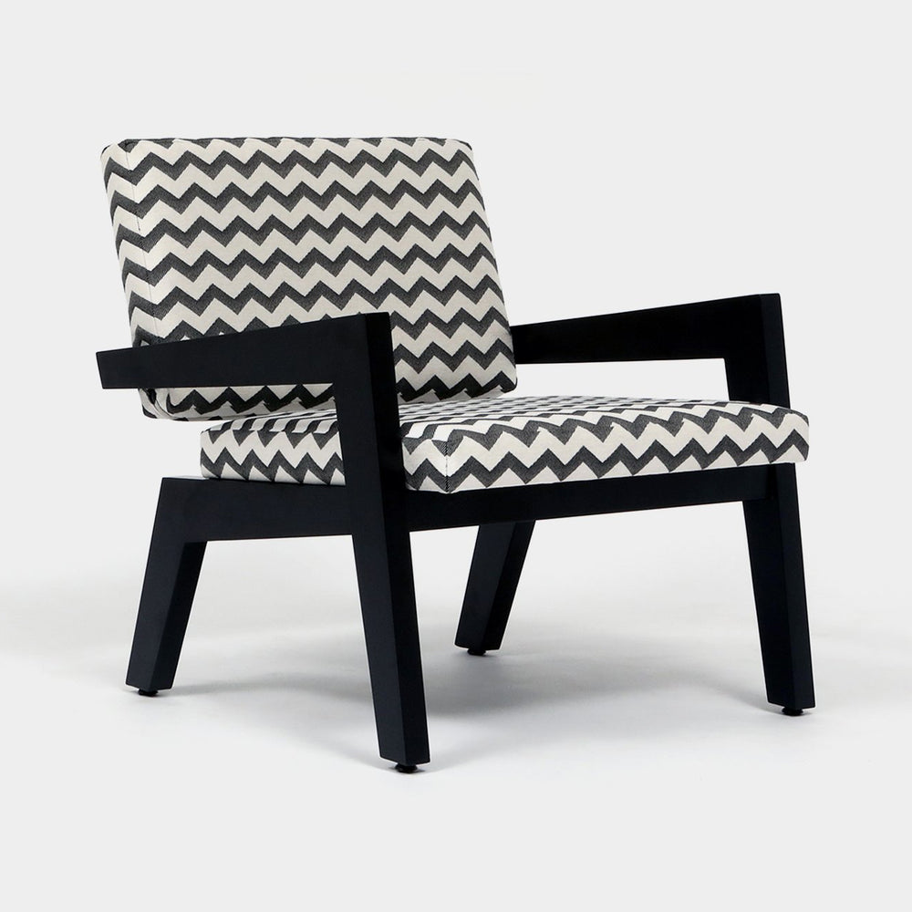 Seneca Outdoor Lounge Chair