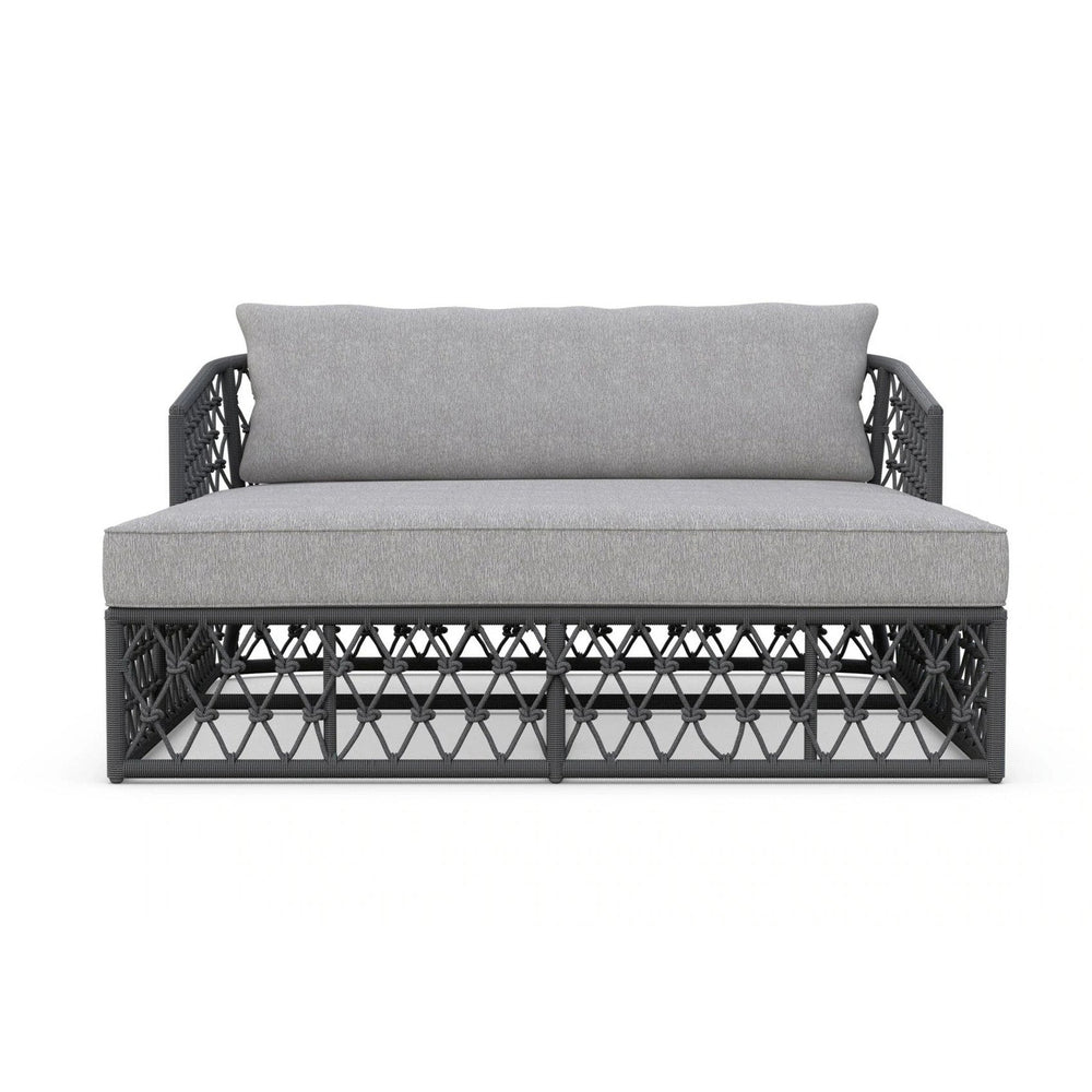 Amelia Daybed