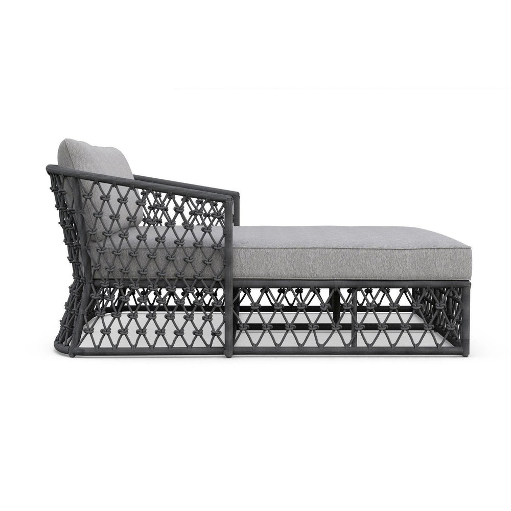 Amelia Daybed