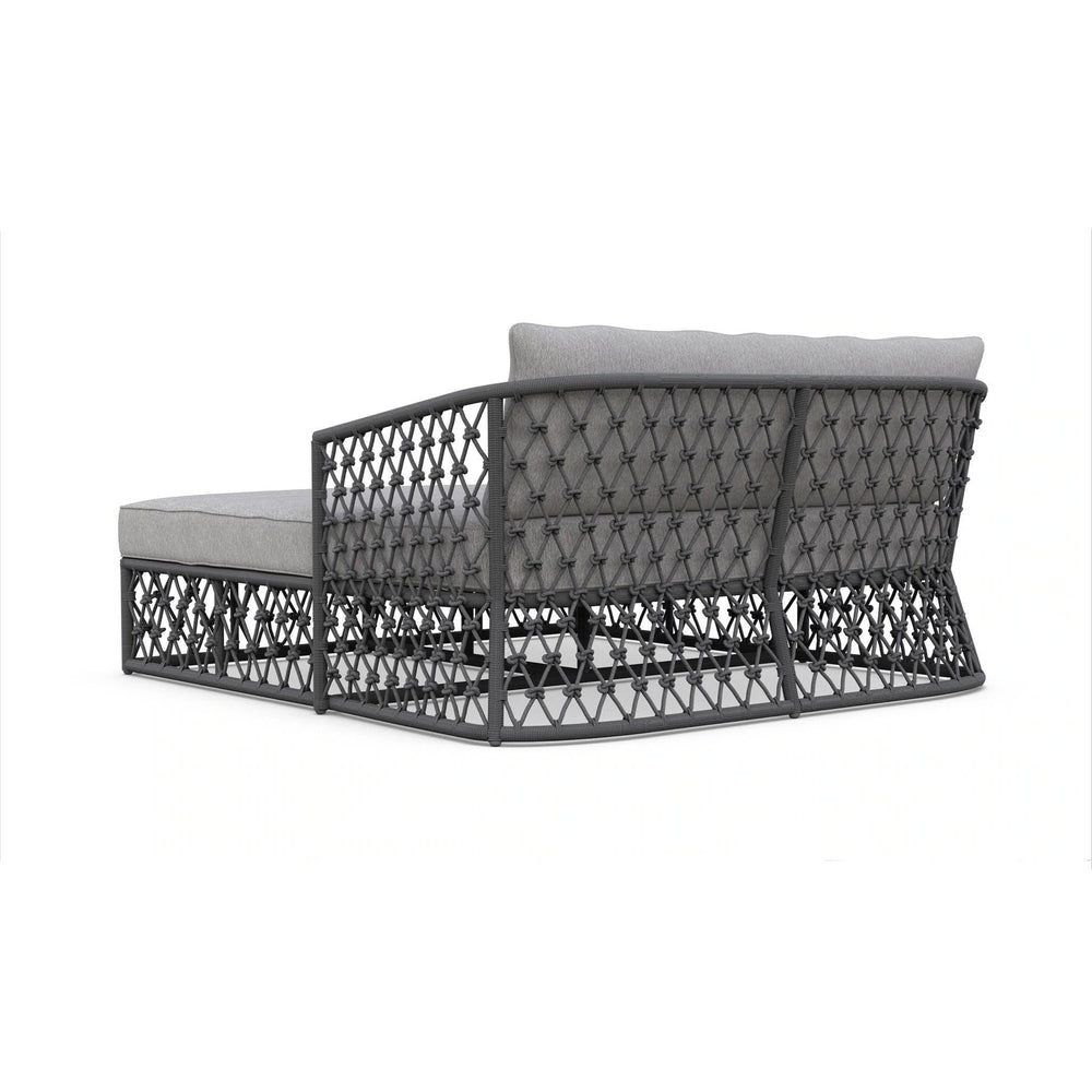 Amelia Daybed