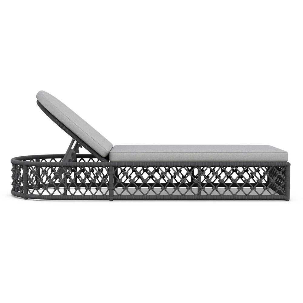 Amelia Outdoor Lounge Chair