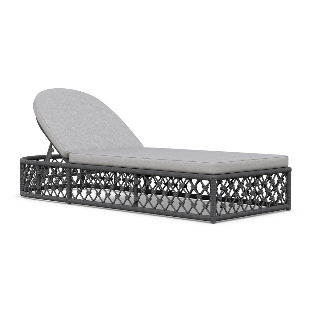 Amelia Outdoor Lounge Chair