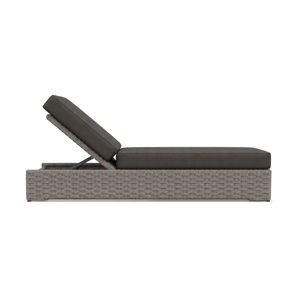 Monaco Outdoor Lounge Chair