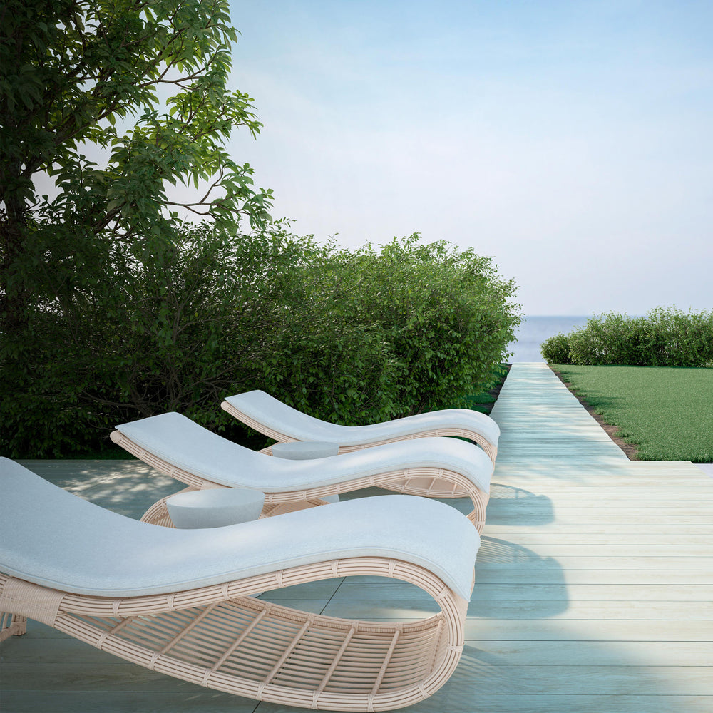 Paloma Wave Outdoor Chaise Lounge