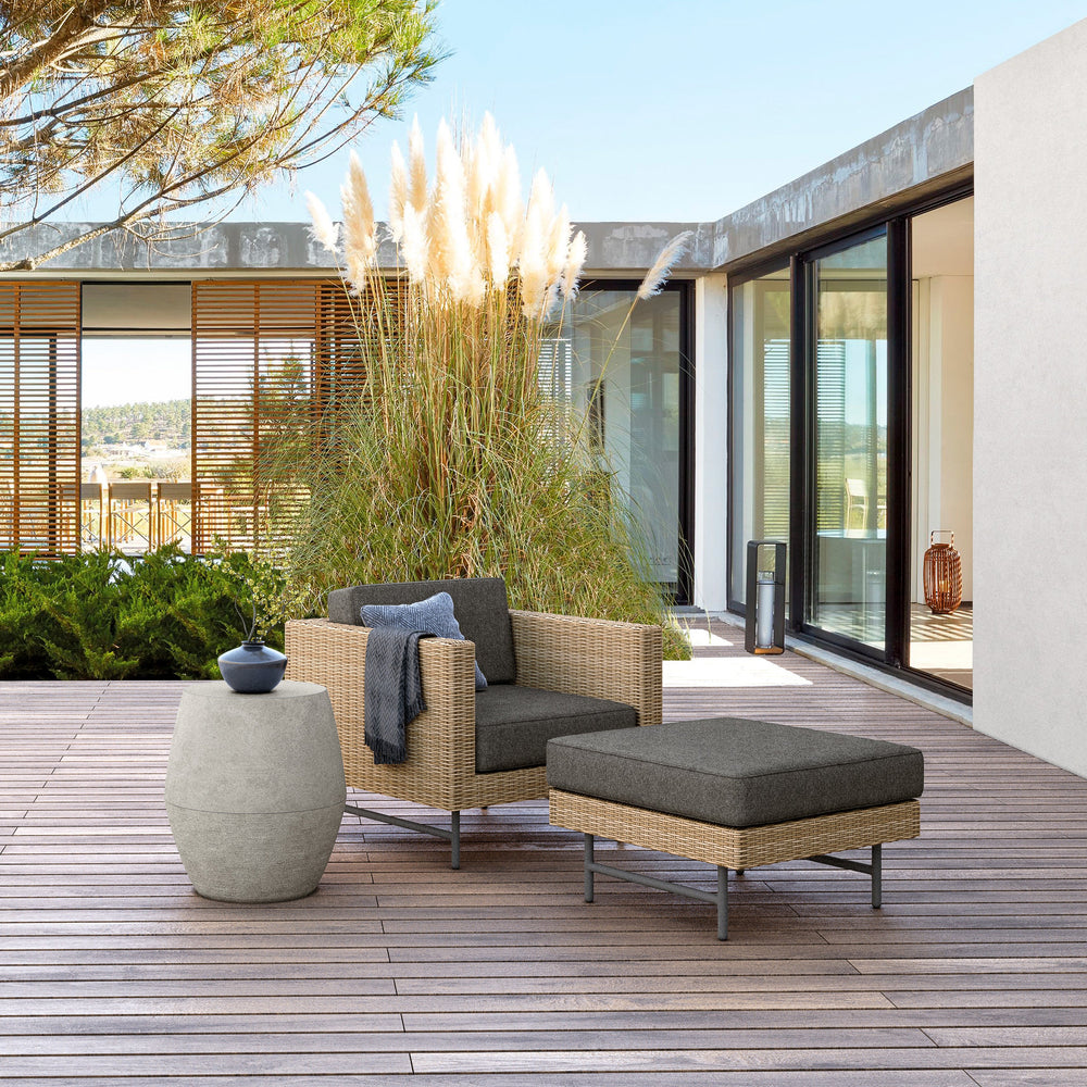 Sonoma Outdoor Ottoman