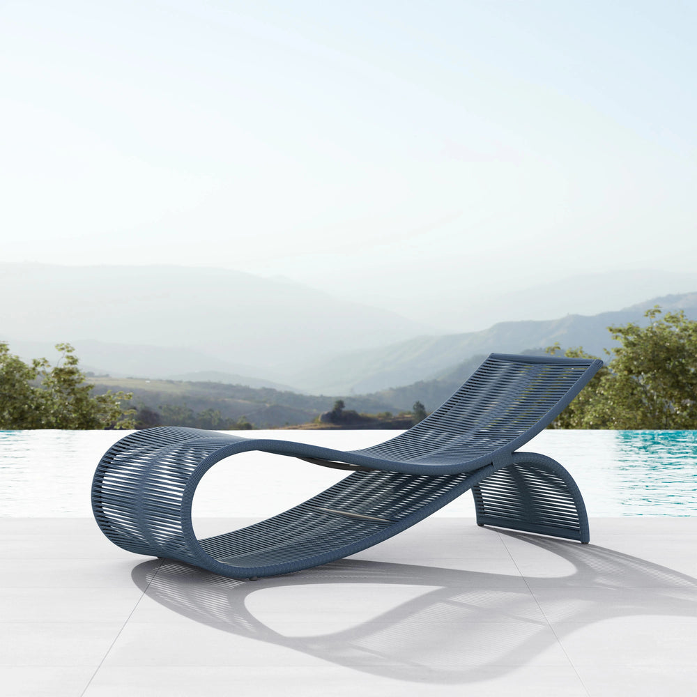 Wave Outdoor Chaise Lounge