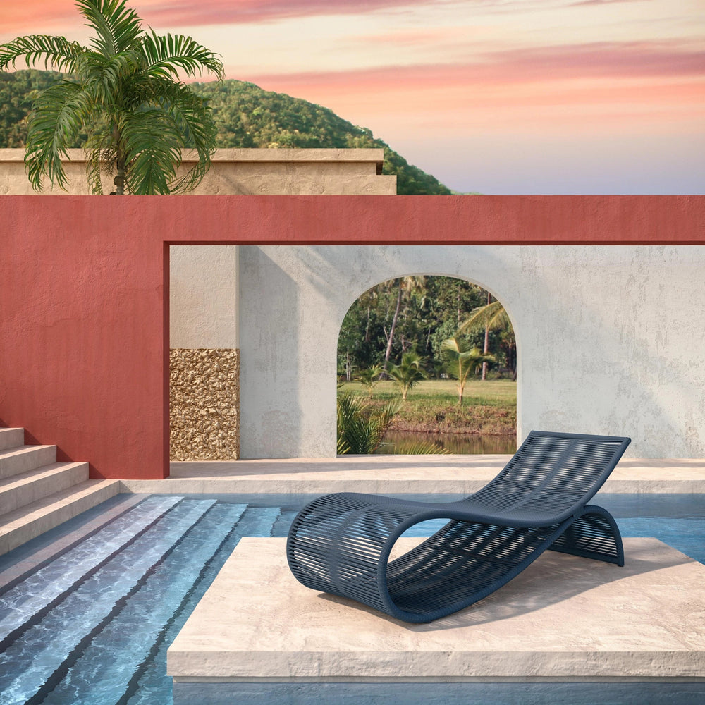 Wave Outdoor Chaise Lounge