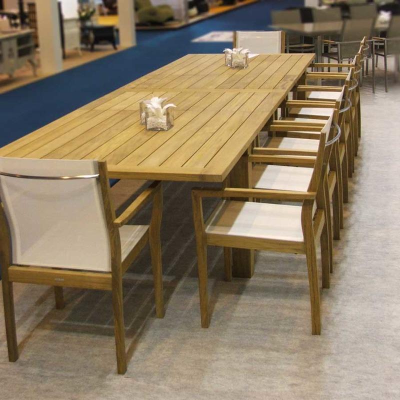 Apex Extending Outdoor Dining Table