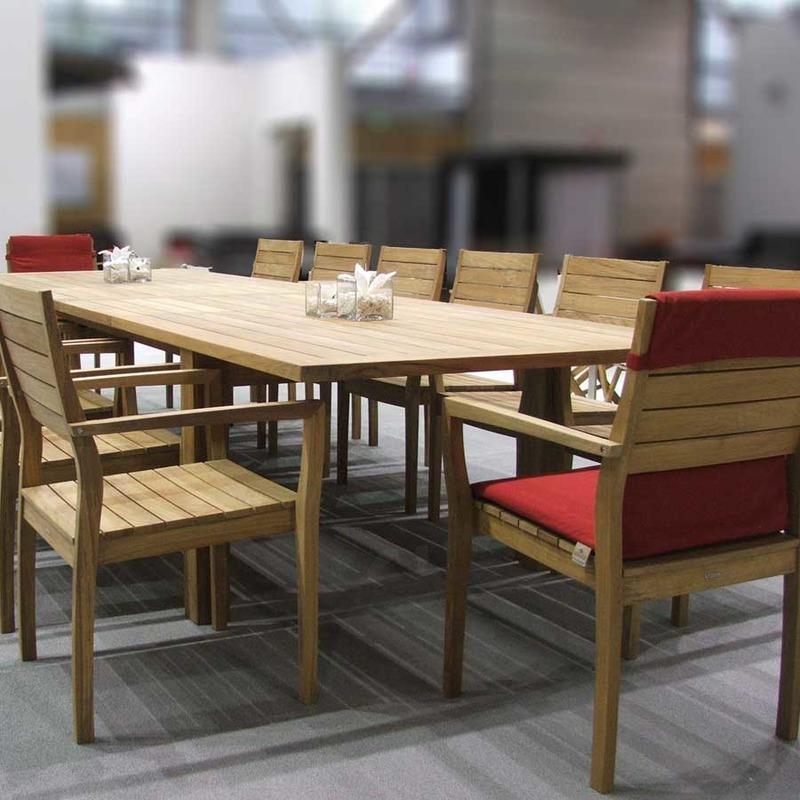 Apex Extending Outdoor Dining Table