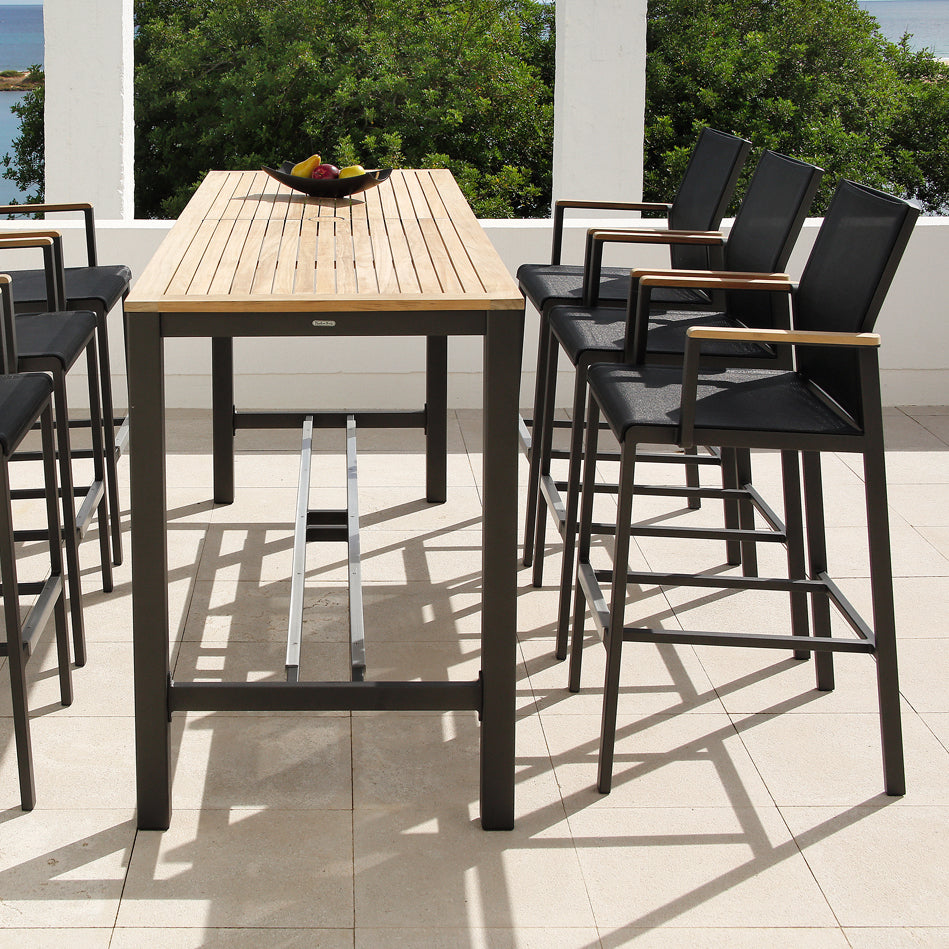 Aura Carver Outdoor Stool