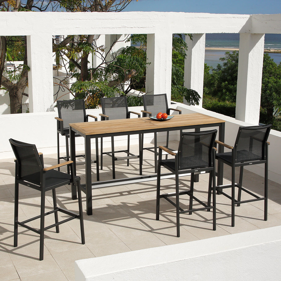 Aura Carver Outdoor Stool