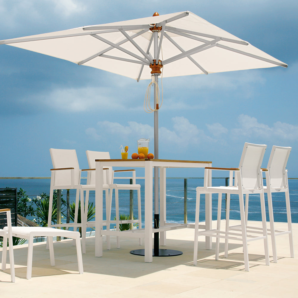 Aura Carver Outdoor Stool