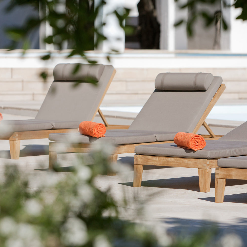 Capri Teak Outdoor Lounger - Base