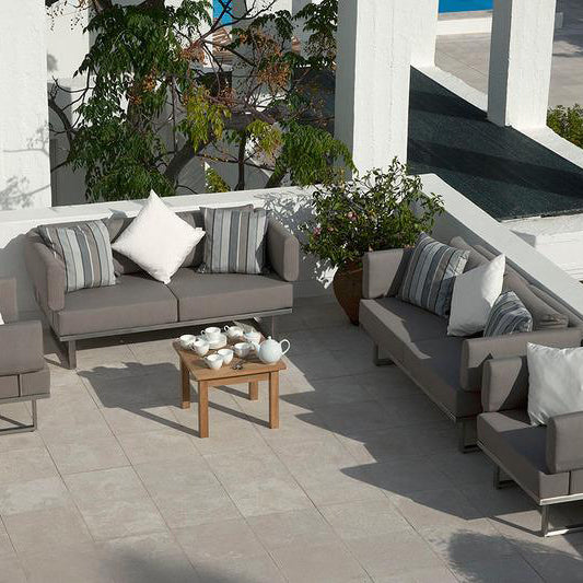 Colchester Outdoor Coffee Table