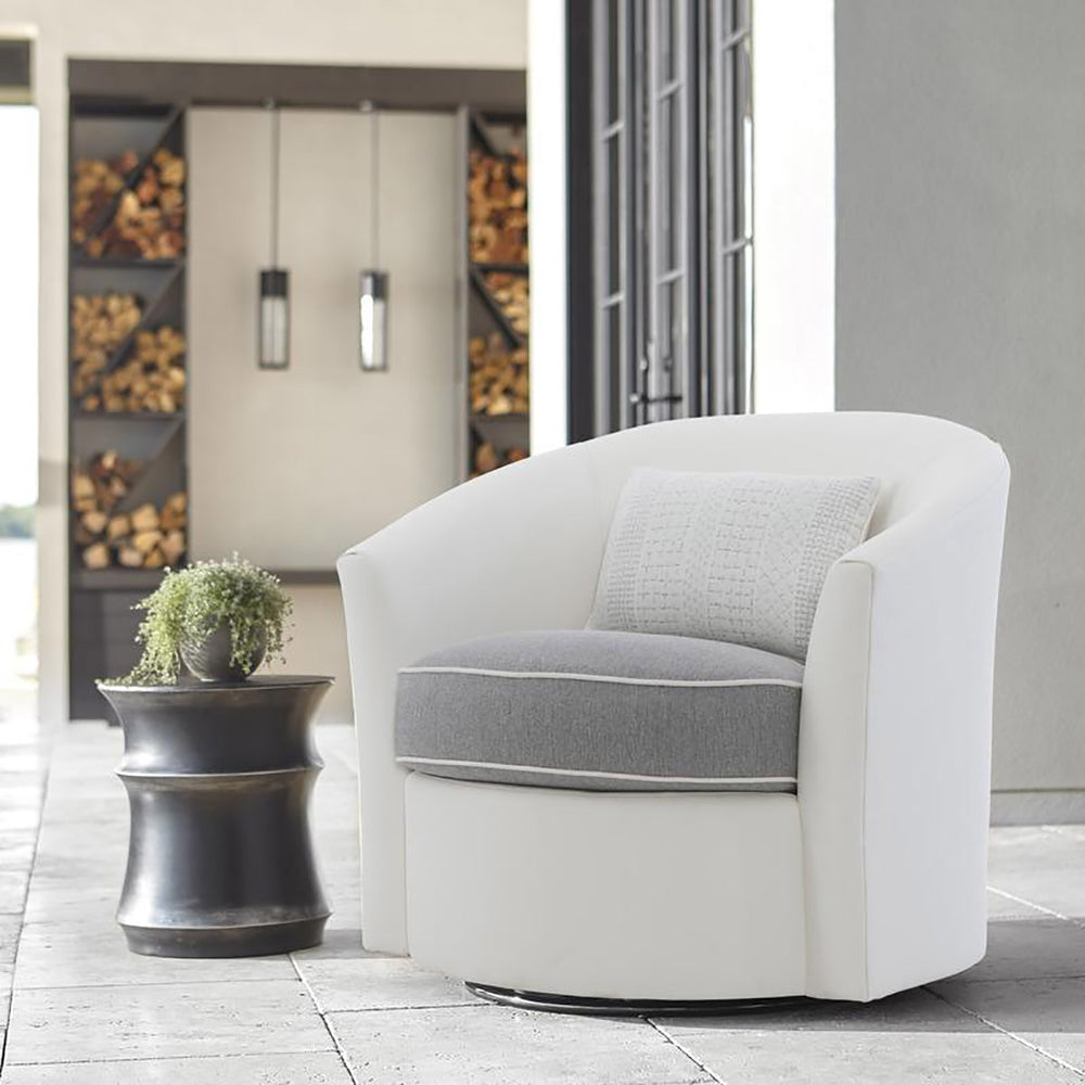 Exteriors Maya Round Outdoor Accent Table