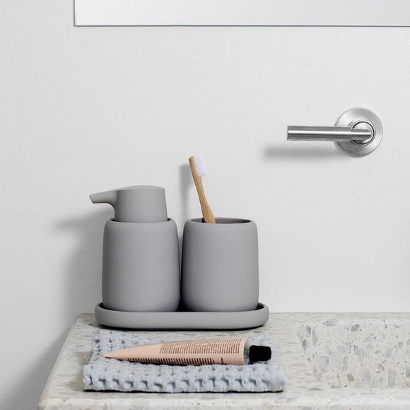 Sono Bathroom Set
