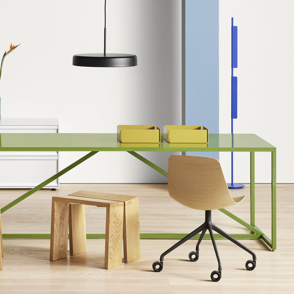 Clean Cut Task Chair