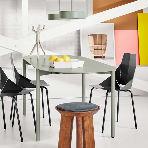 Comeuppance Capsule Shape Dining Table