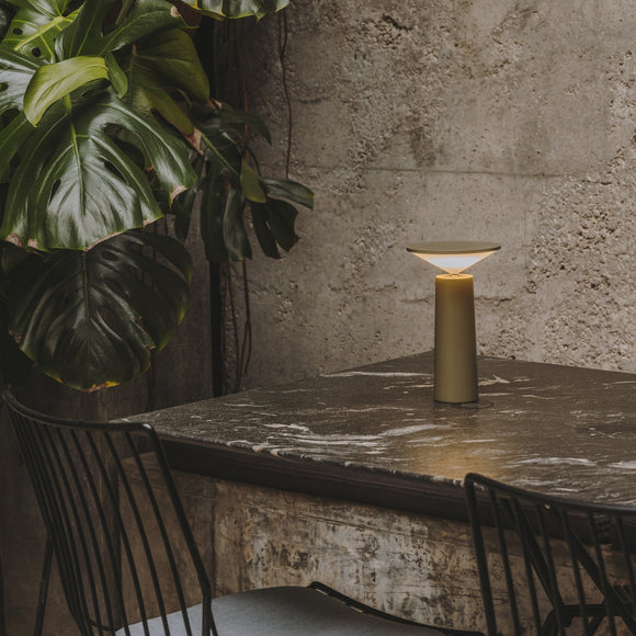 Cocktail Table Lamp