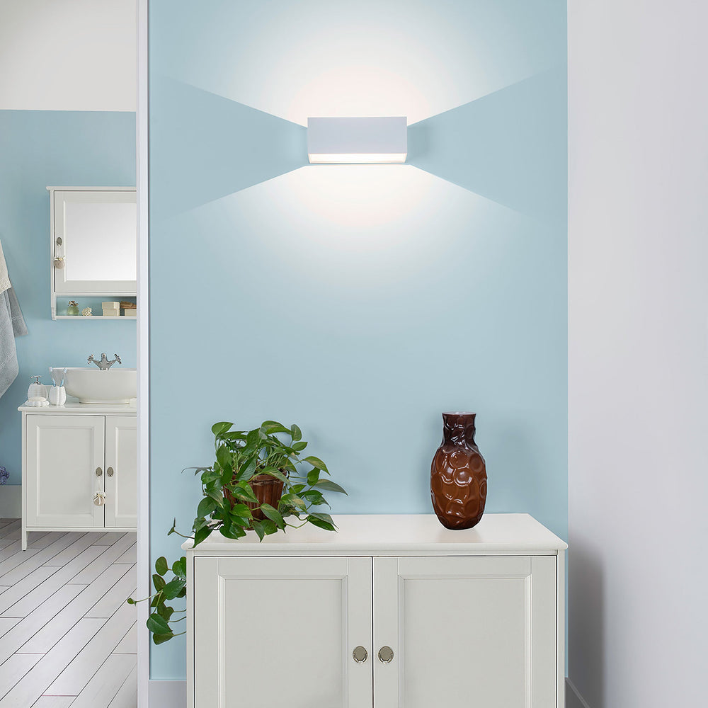 QB2 Wall Sconce