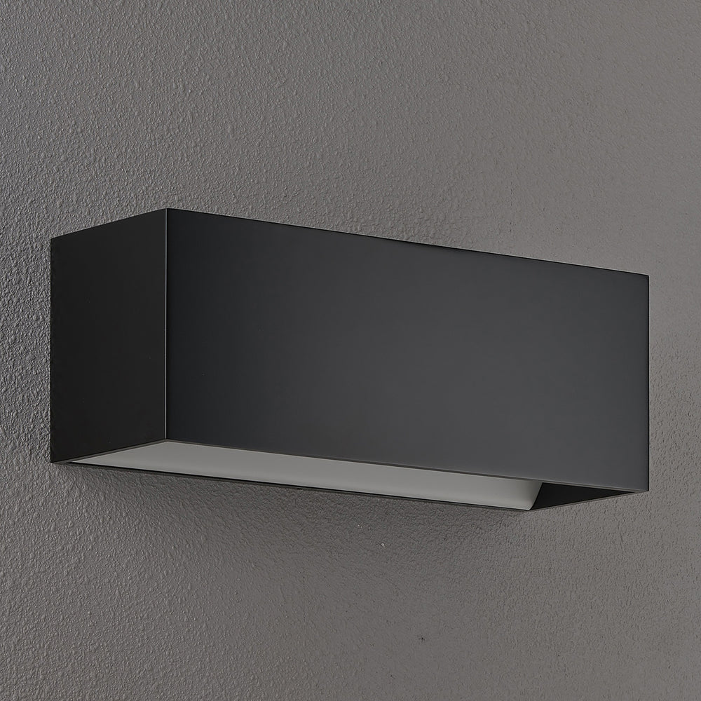 QB2 Wall Sconce