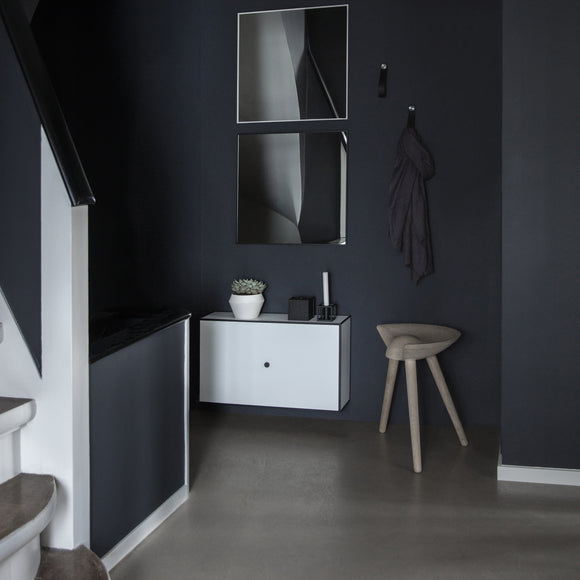 ML42 Dining Stool