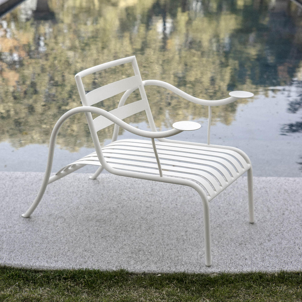 Thinking Man's Outdoor Lounge Chair Lido