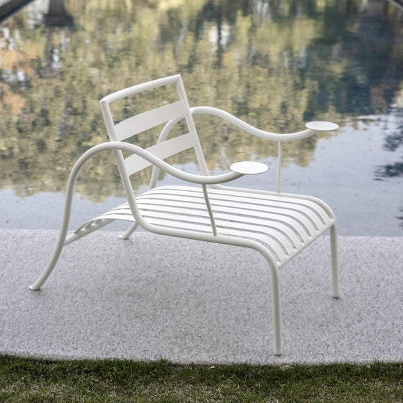 Thinking Man's Outdoor Lounge Chair