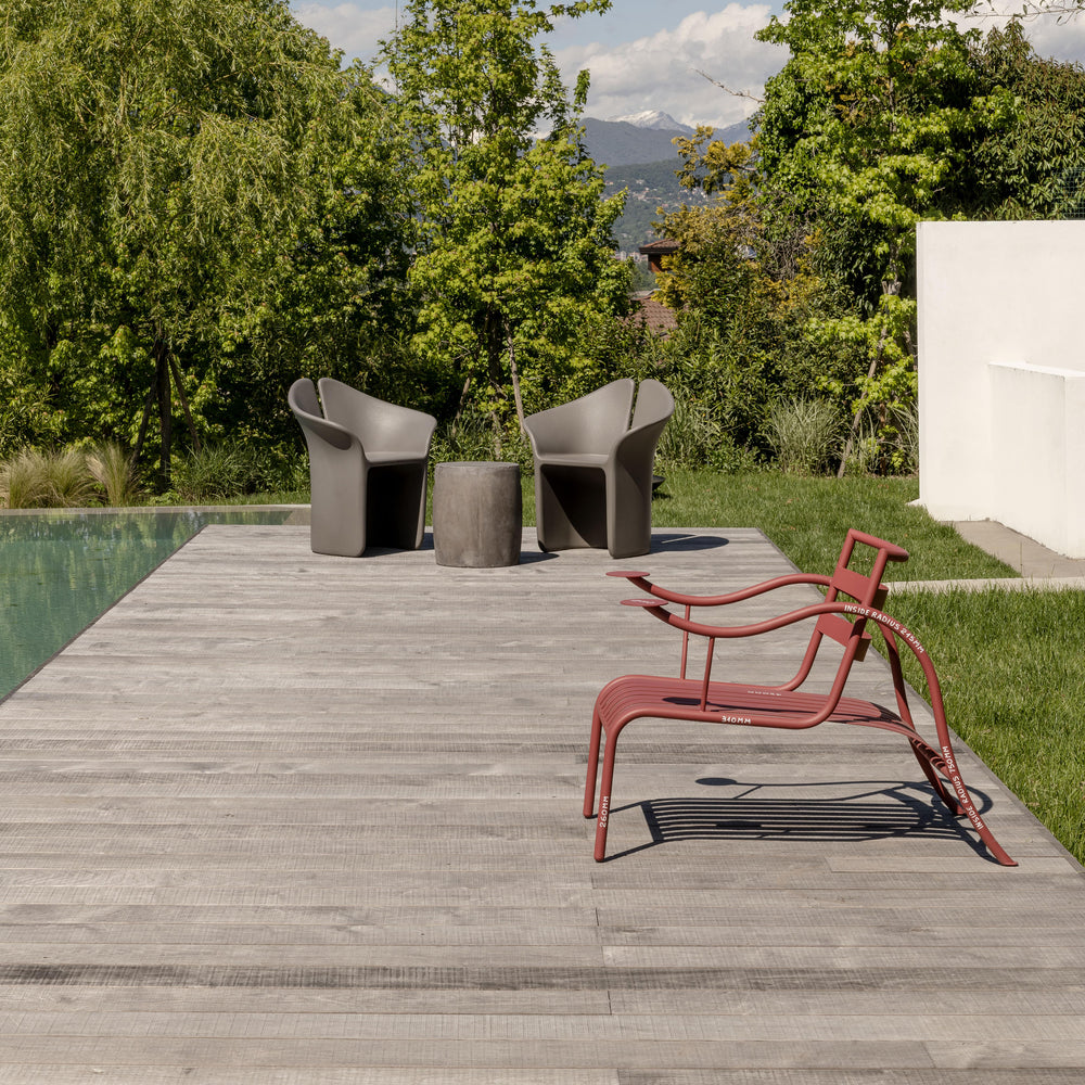 Thinking Man's Outdoor Lounge Chair Lido