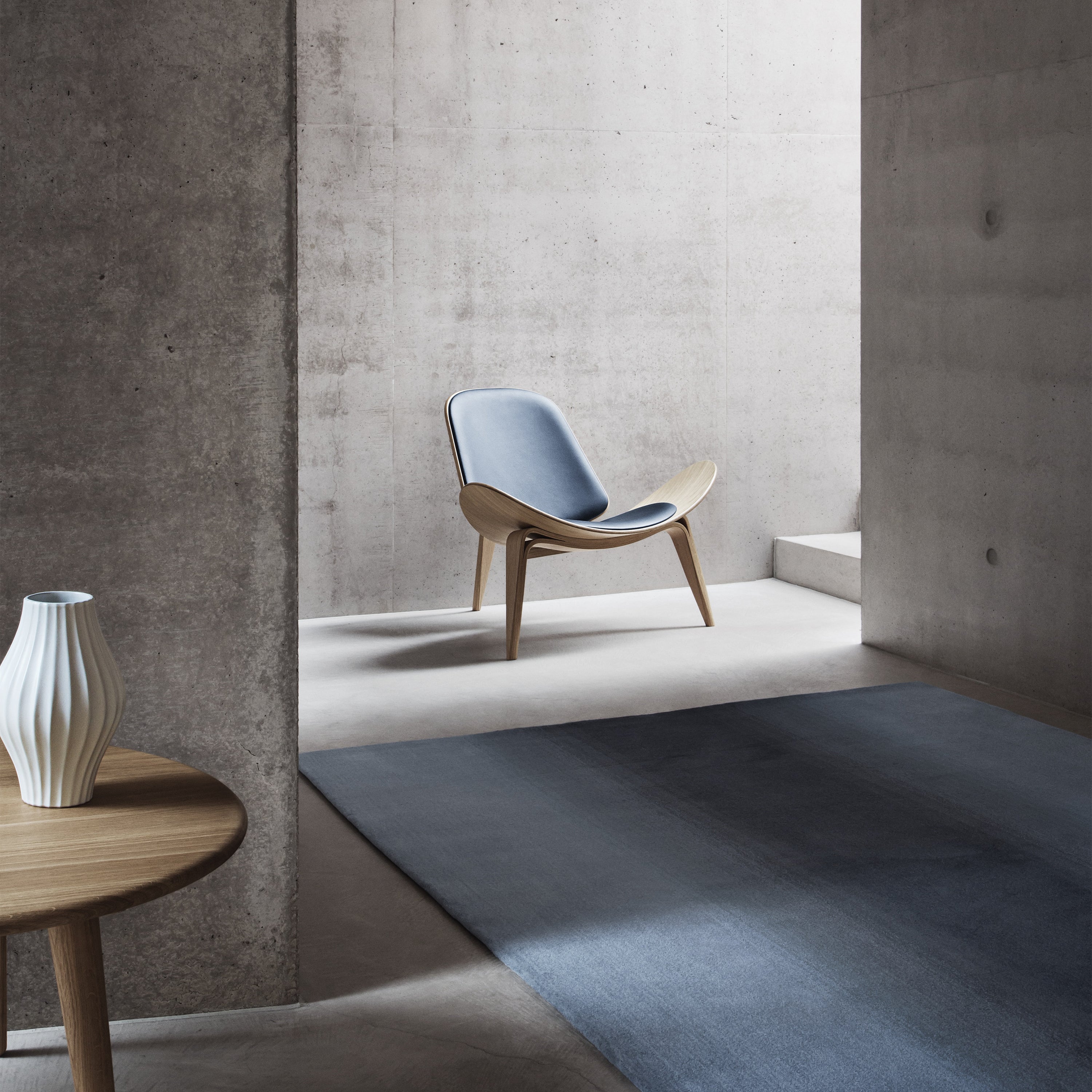 Carl Hansen and Son CH07 Shell Chair - 2Modern