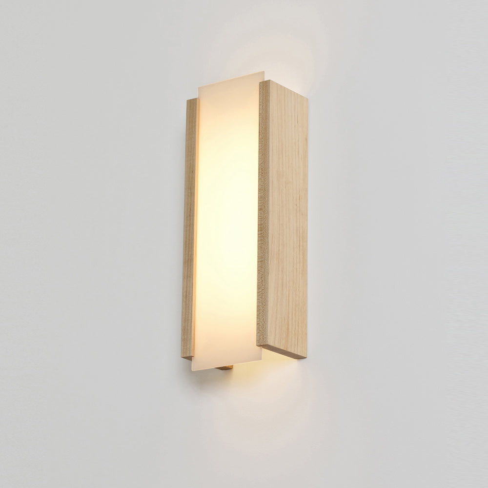 Capio Short Wall Light