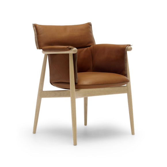 Carl Hansen and Son E005 Embrace Armchair - 2Modern
