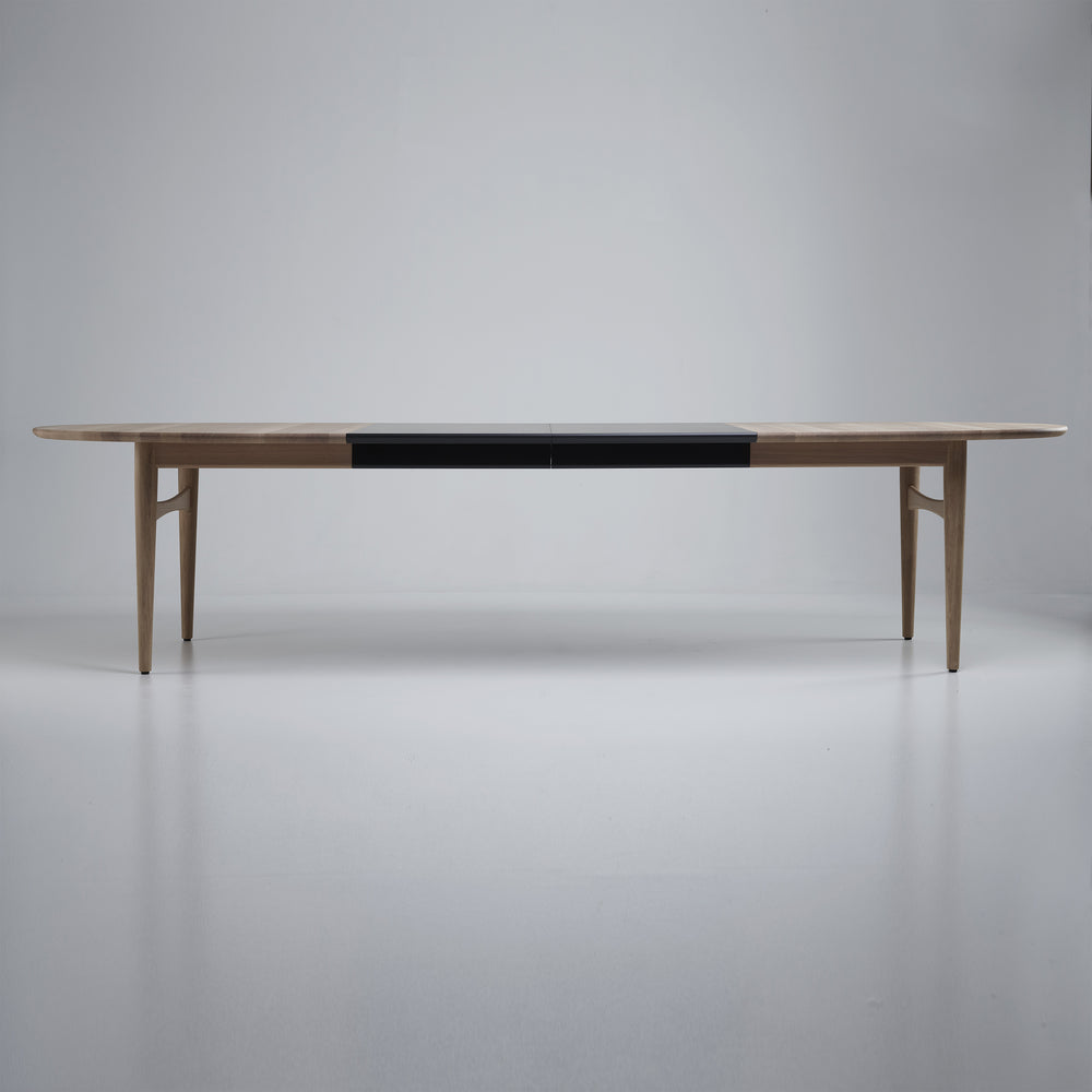 Oya Extendable Dining Table