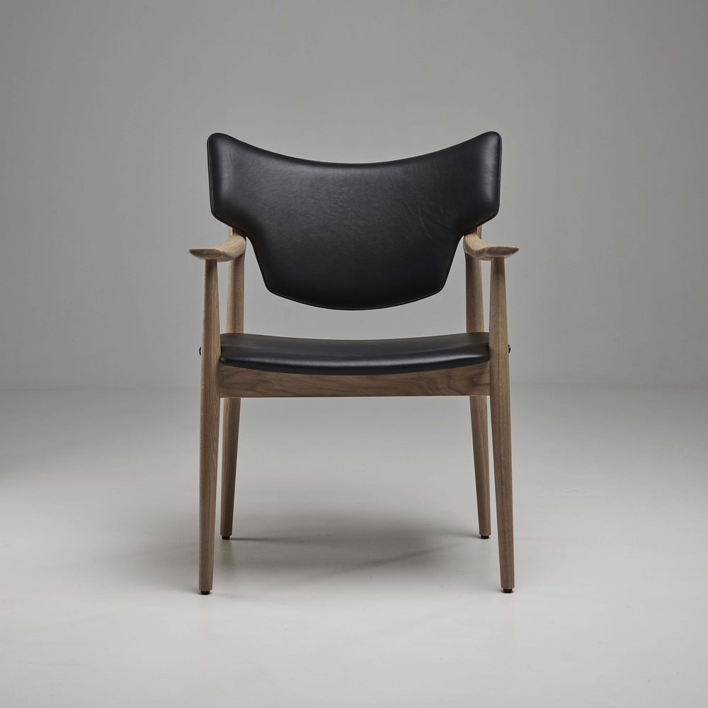 Veng Armchair