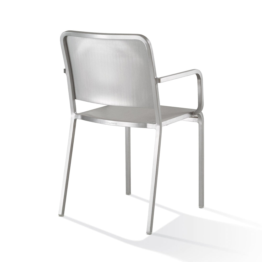 20-06 Armchair